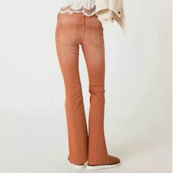 Anthropologie Pilcro 16W NWT The Low-Rise Icon Flare Jeans Bronze 16 W Low Rise - Picture 3 of 7